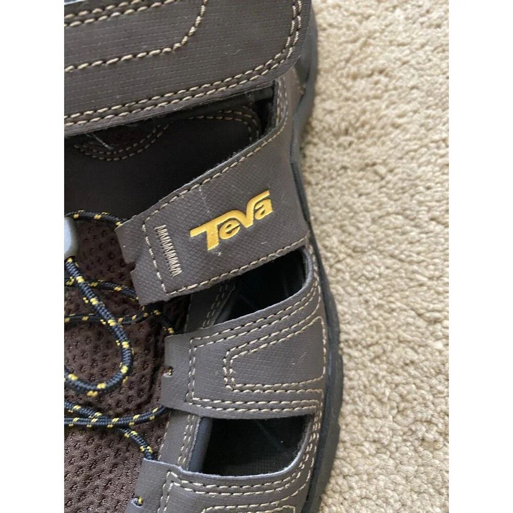 Teva Men's Forebay Hiking Sandal Brown Mesh Gorpcore Techwear Men’s Size 9